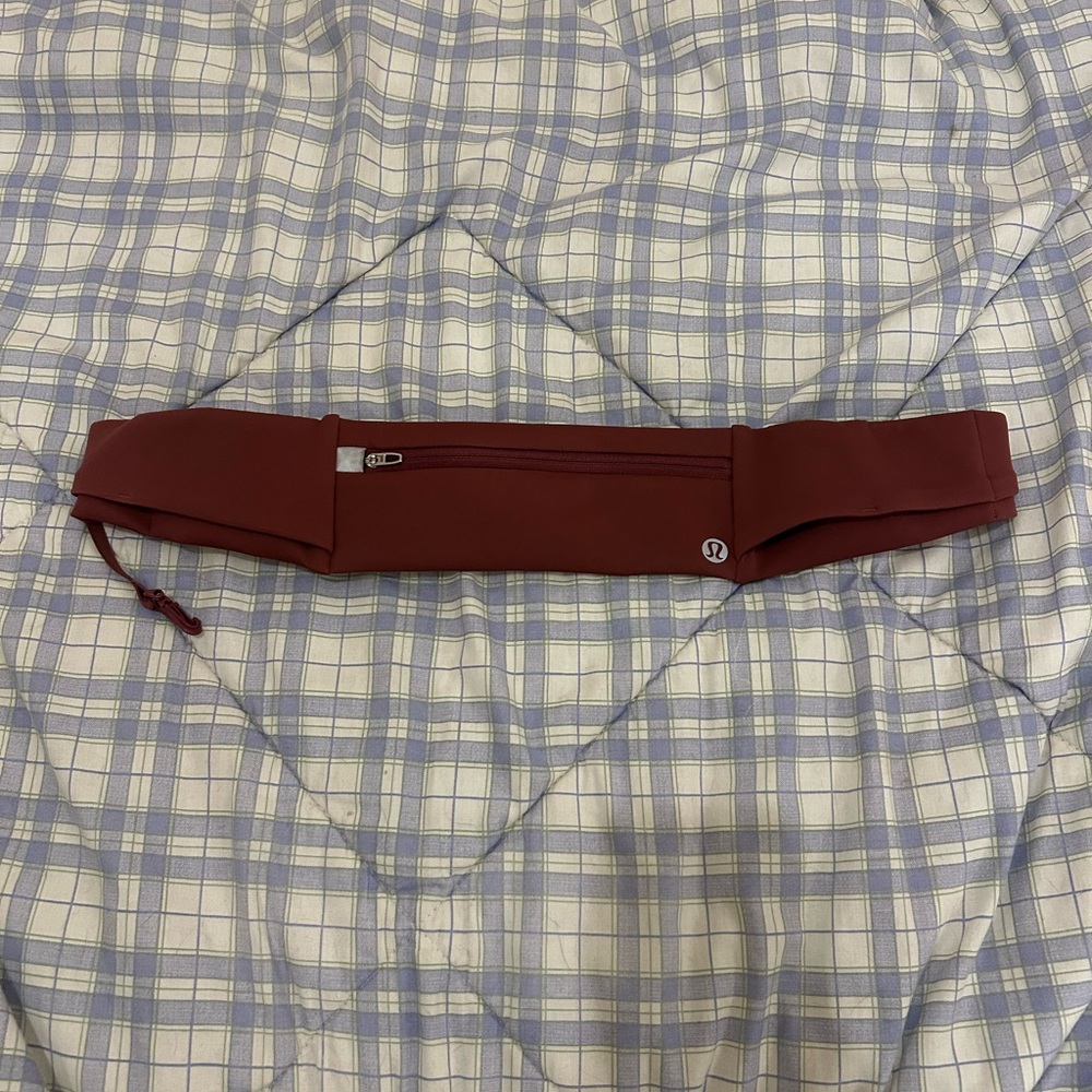 Lululemon Fast and Free Running Belt L/XL - Picture 2 of 4